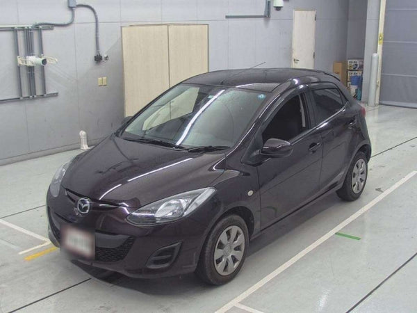 MY2013 Mazda Demio 28000km