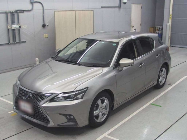 MY2022 Lexus CT200h C 4000km